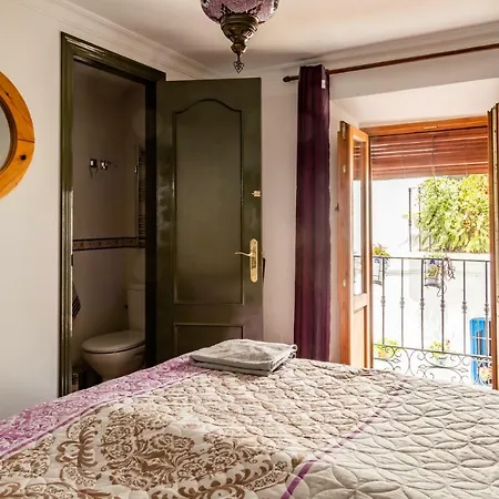 Bed & Breakfast Casa Finola Cómpeta